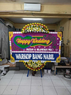Papan Bunga di Flores Timur